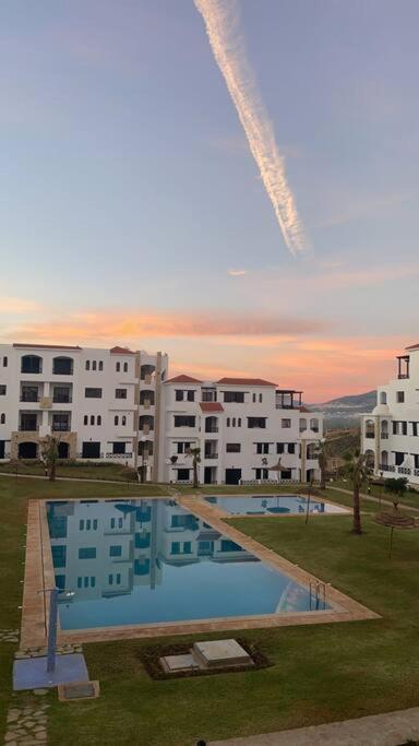 Superbe Appartement Neuf En Residence Avec Piscine Cabo Negro Exterior foto